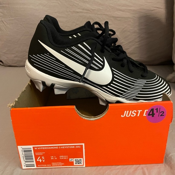 Boys Nike Softball Cleats - Picture 1 of 5